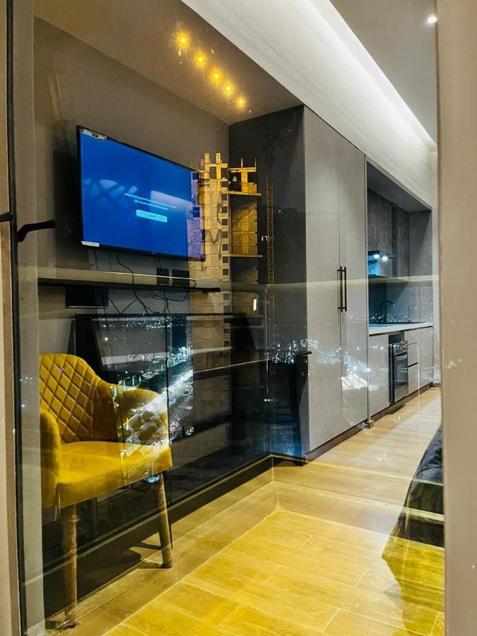 Luxe Apartment By Hey Studio'S Ghaziabád Exteriér fotografie